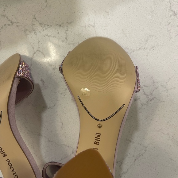 Lilac Gianni Bini Strap Heels - Picture 5 of 6
